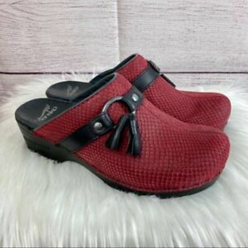 Dankso Shandi Snakeskin Clogs Sz 36